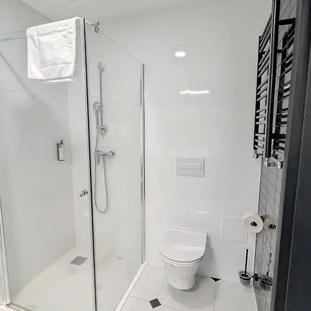 Czarna Perla 313 Hotel *
